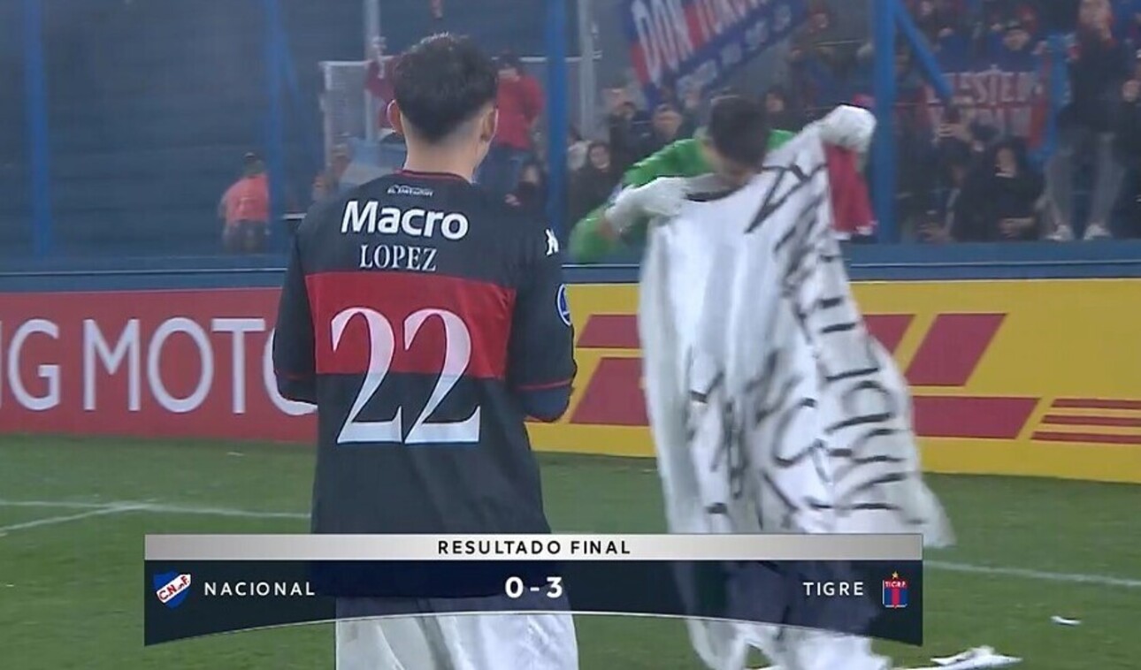 La Cancillería salió a pedir disculpas al Reino Unido que el Gobierno no tuvo nada que ver con una bandera en la cancha