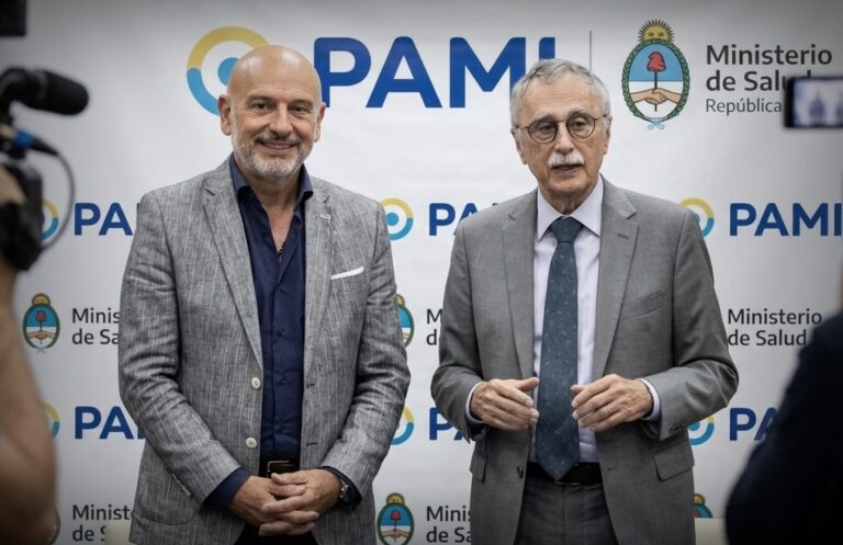 CADRA adviertio que PAMI no paga y más de 5.000 jubilados podrían quedarse sin diálisis en 200 centros del país