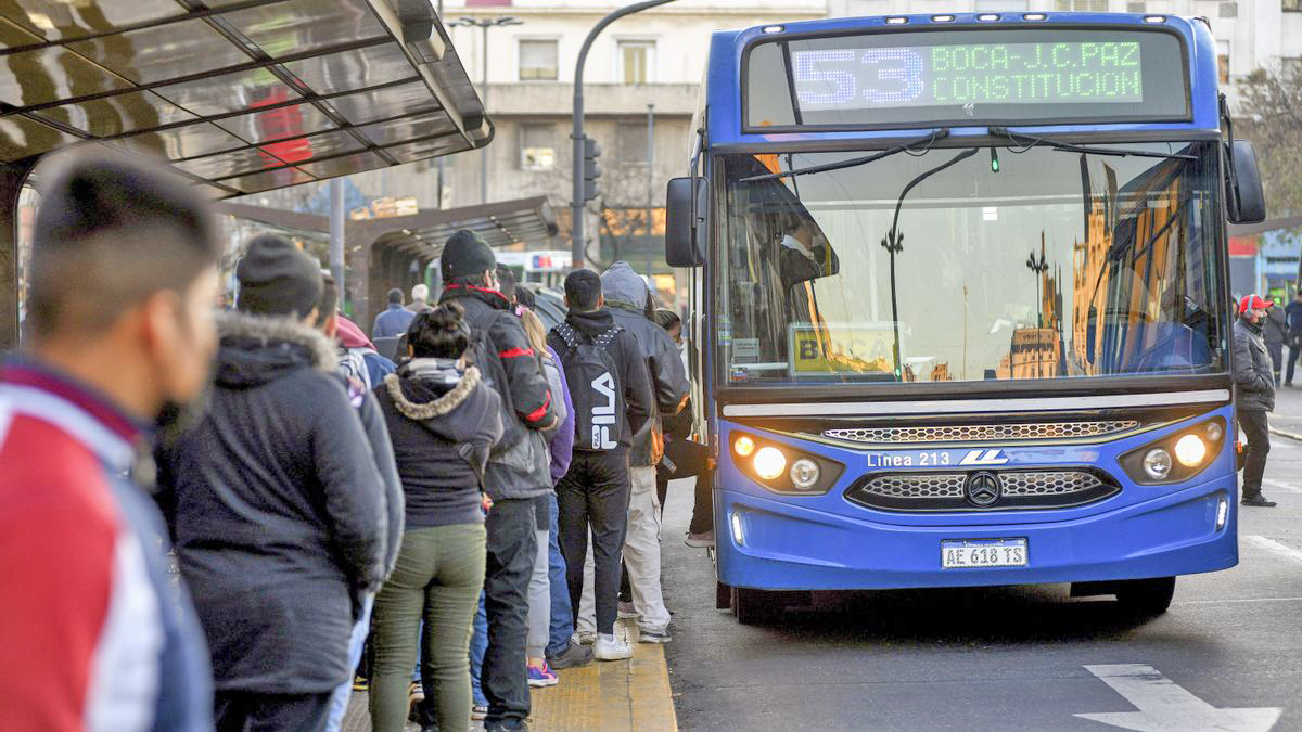 El boleto mínimo trepa a $1.268,20: el quiebre tarifario que redefine la movilidad en el Gran La Plata y el AMBA